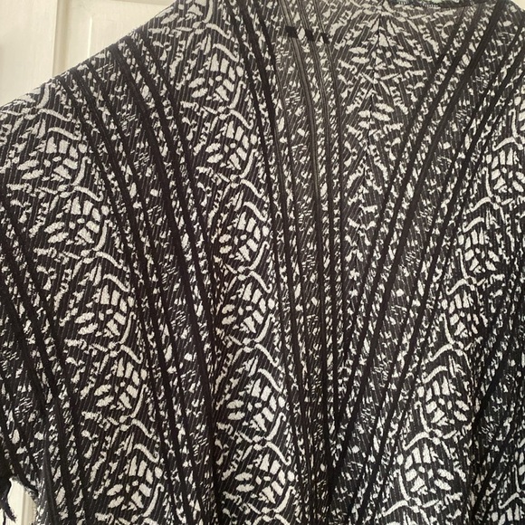 Free People Black Pattern Fringe Kimono Cardigan Size M/L Rare ASO Selena Gomez - Picture 13 of 15